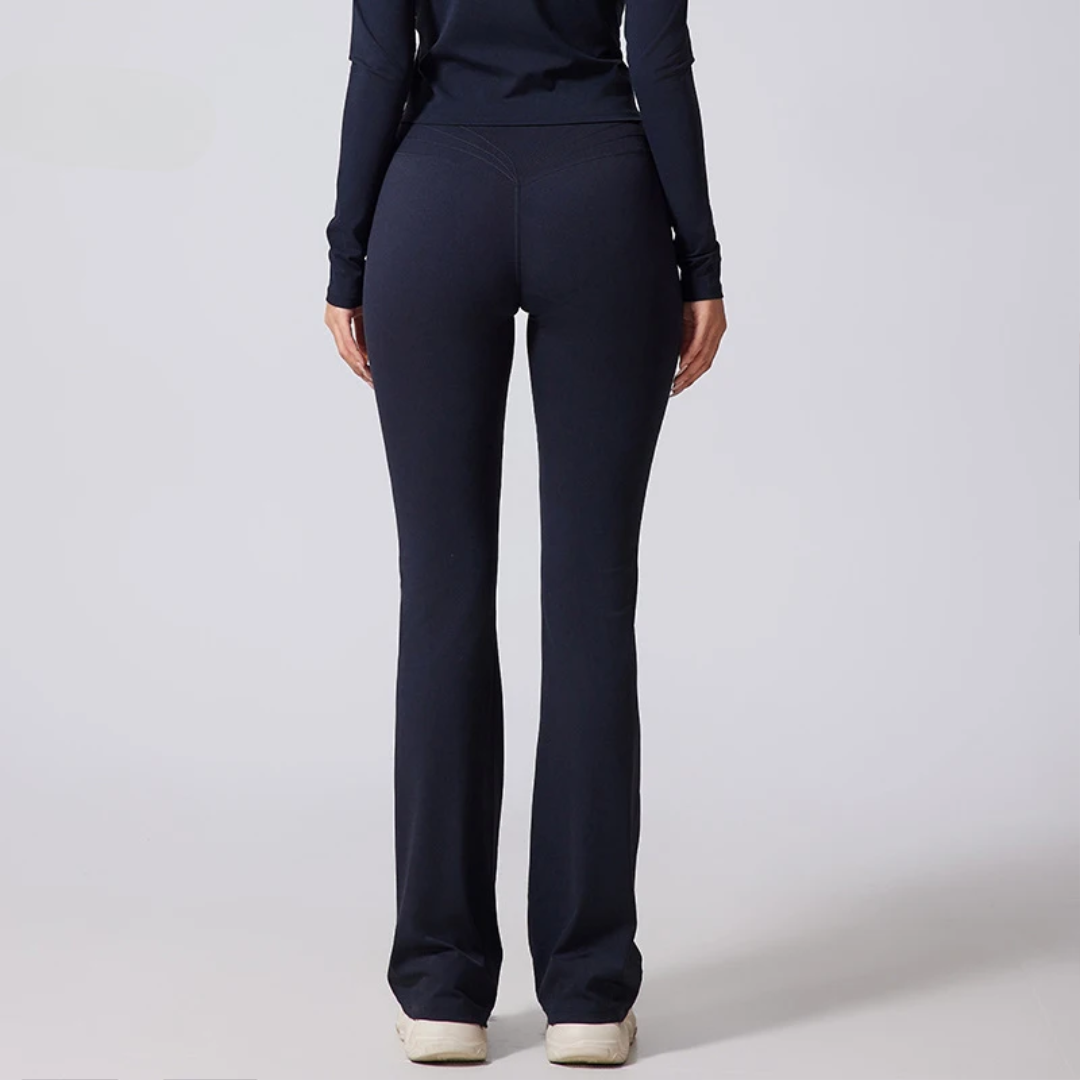 Everyday Seamless Flared Leggings